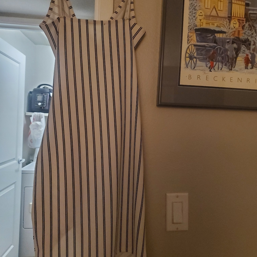 Cocktail Dress - Picture 4 of 4